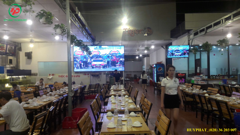 màn hình led p4_ nhà hàng ẩm thực rừng tràm 
