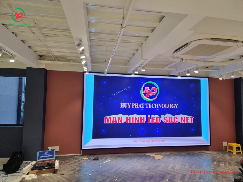 Dịch Vụ Di Dời Màn Hình LED Tại TPHCM – Uy Tín, Chuyên Nghiệp, Giá Tốt