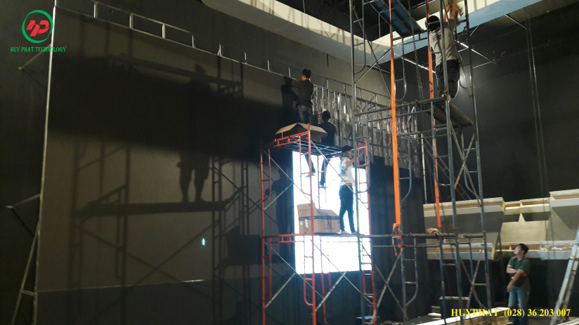 Dịch Vụ Di Dời Màn Hình LED Tại TPHCM – Uy Tín, Chuyên Nghiệp, Giá Tốt
