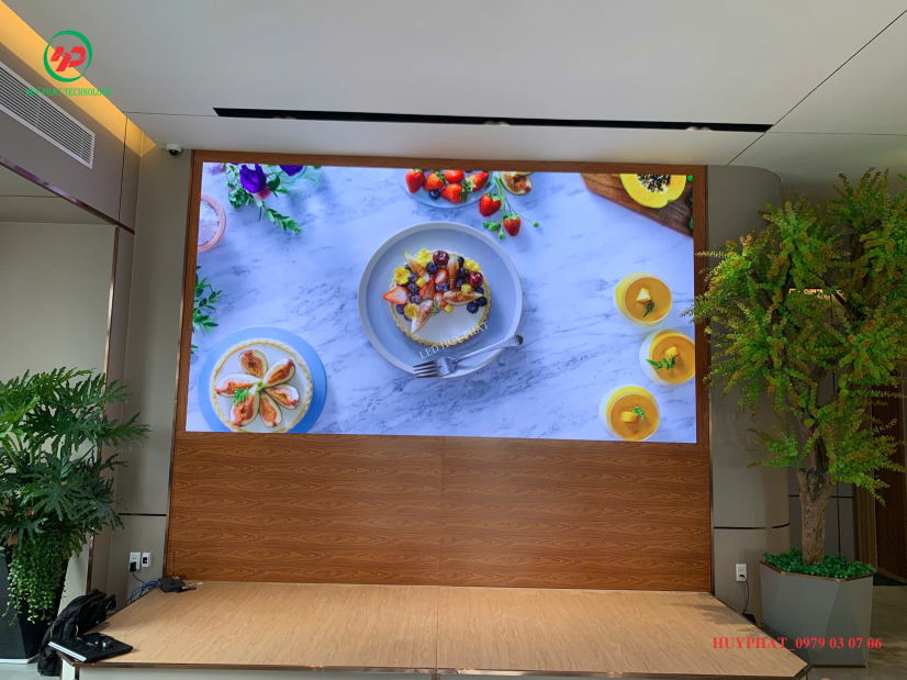Màn hình led Sales Gallery - Giải pháp trình chiếu đột phá tại Phú Đông Sky One