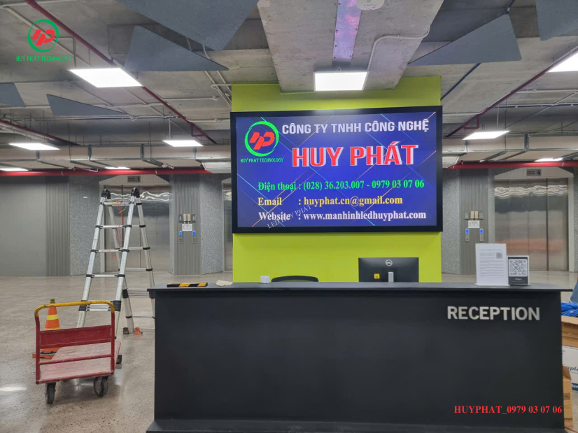Thi Công Màn Hình LED P2.5 Nhà Máy TTI | Huy Phát
